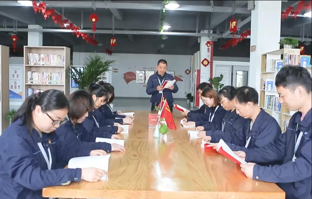 我司職工書(shū)屋成功獲評全國級職工書(shū)屋(圖4)