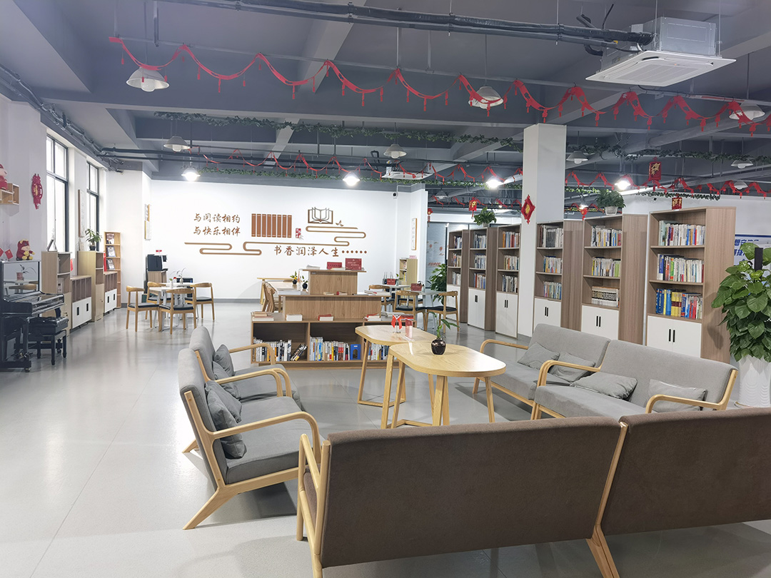 我司職工書(shū)屋成功獲評全國級職工書(shū)屋(圖2)