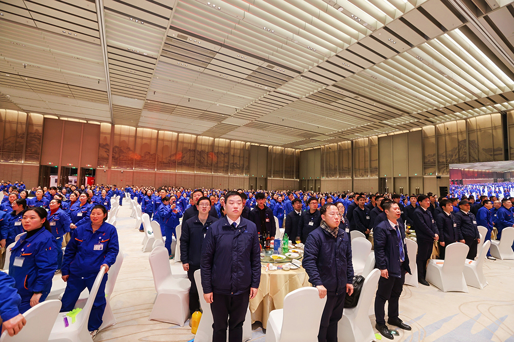 雙精聚智，新程閃耀——精成車(chē)業(yè)與精華股份尾牙盛宴圓滿(mǎn)落幕(圖3)